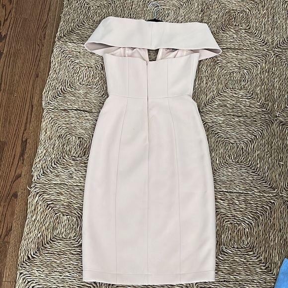 BCBG off shoulder midi dress - Picture 3 of 4